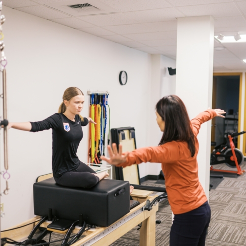 assisted-stretching-PTPro-Bellevue-WA